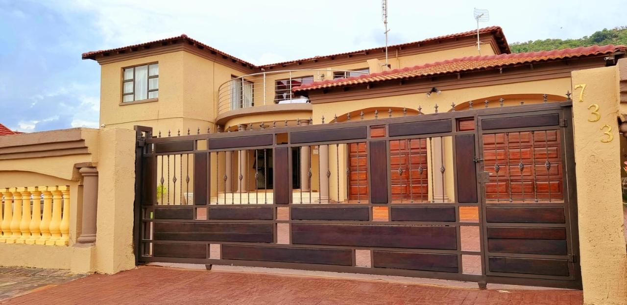 Mogwase Asda Guesthouse מראה חיצוני תמונה